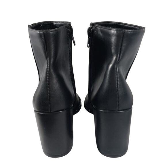 NWOT! QUPID! BLACK VEGAN LEATHER ANKLE BOOTS W/GOLD MICRO STUDDED TOE! SZ 5.5M - Picture 6 of 10